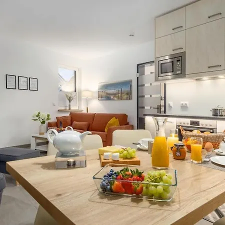 Erika-maria 01 Eg * זינקסט